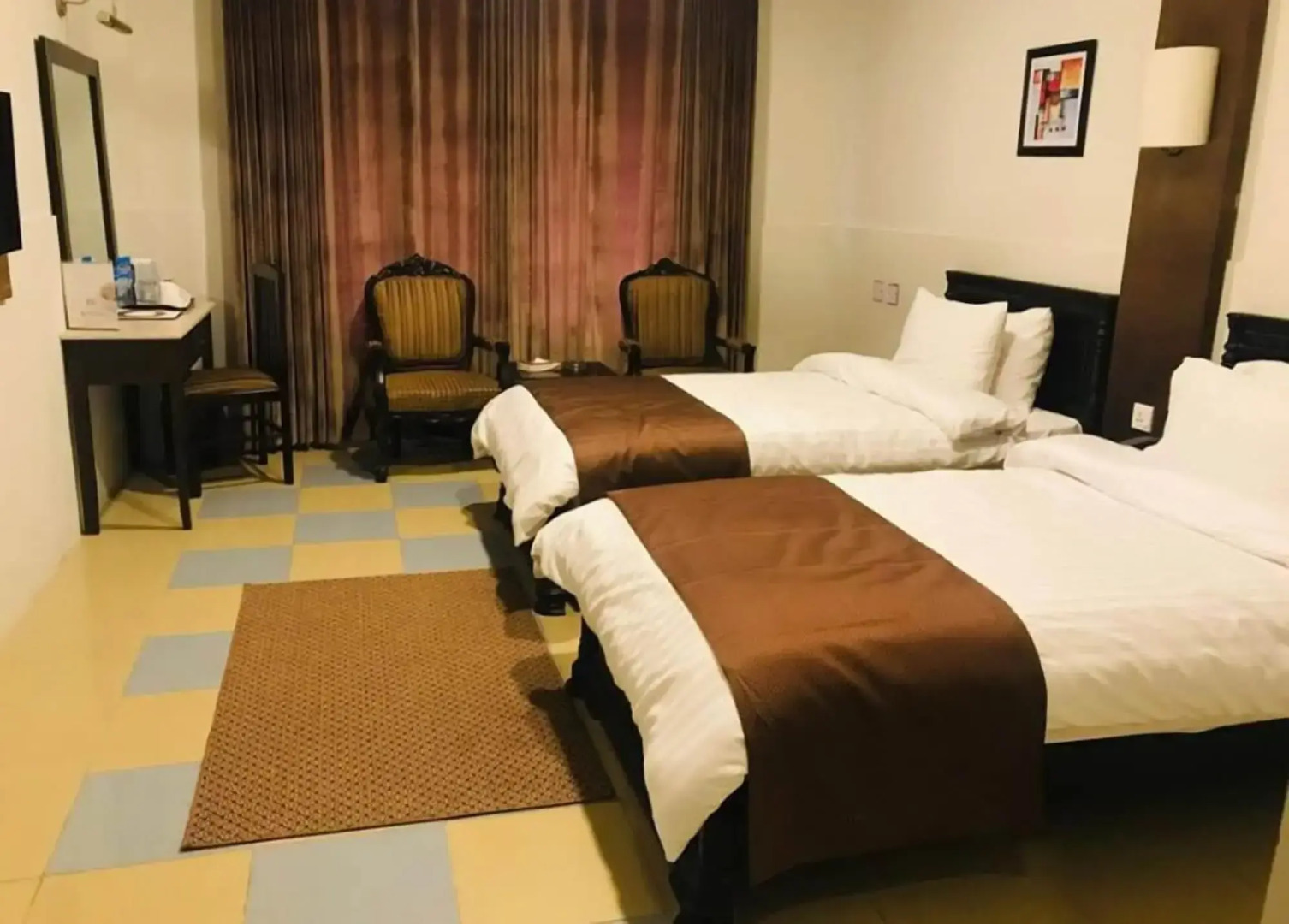 Hotel One Mall Road Murree