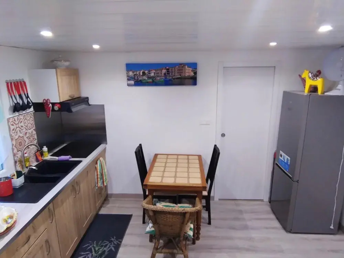 Apartment With one Bedroom in Toulon, With Enclosed Garden and Wifi -