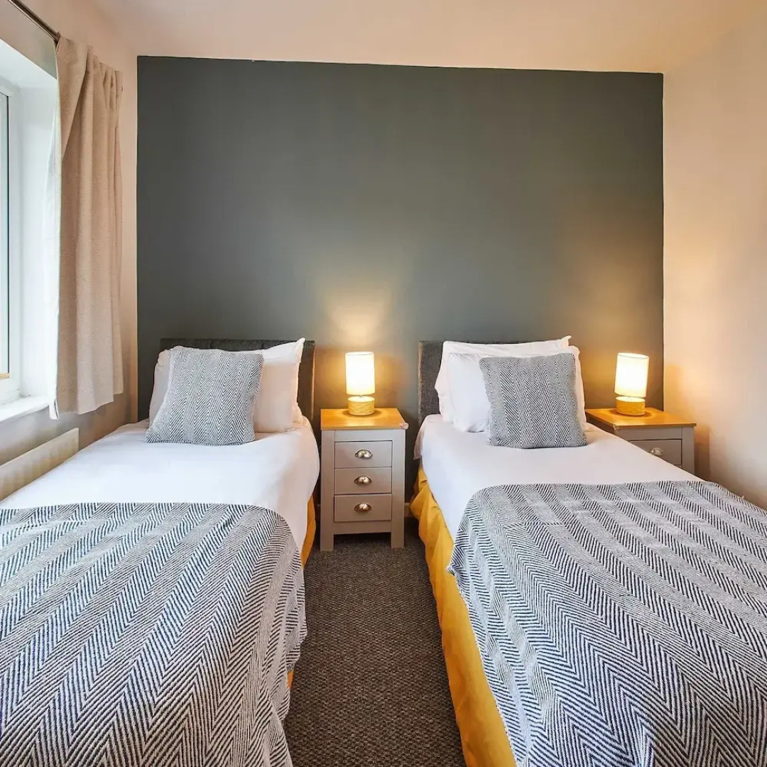 Host Stay Crab Cottage