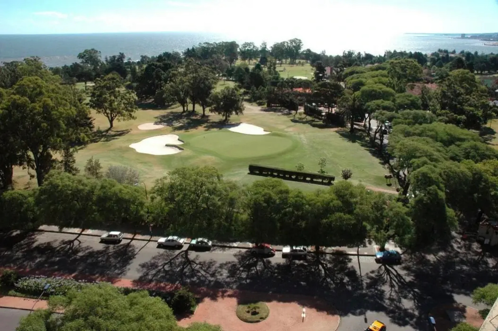Regency Golf - Hotel Urbano