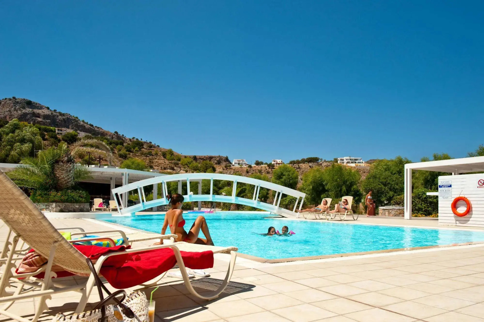 Lindos White Hotel & Suites