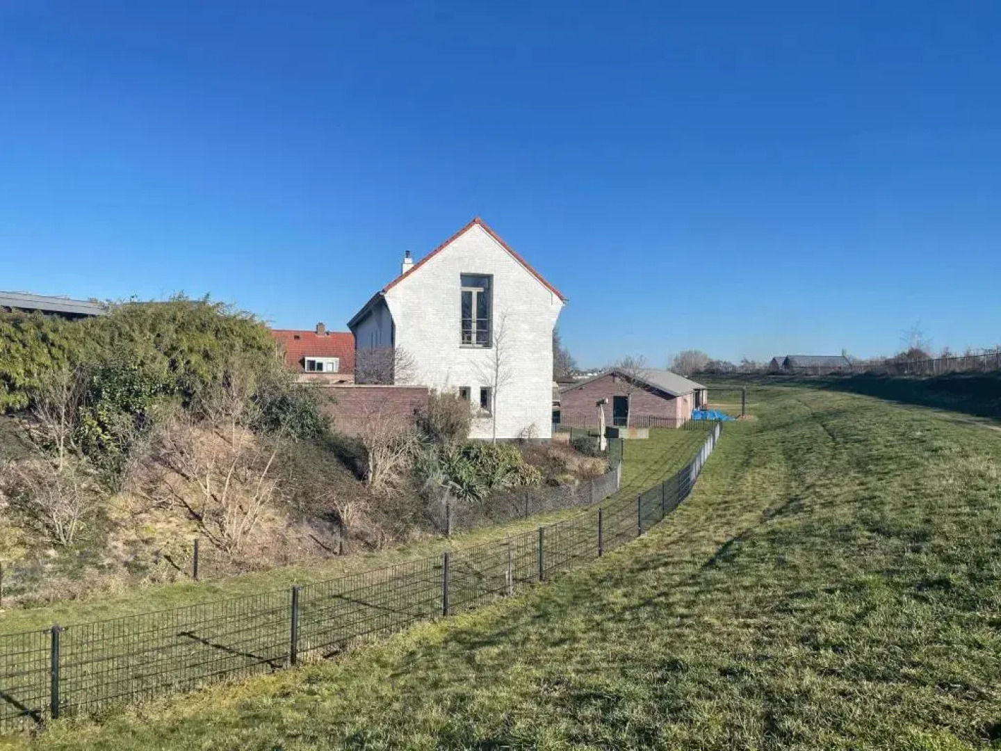 B&B Pompgebouw aan de Rijn
