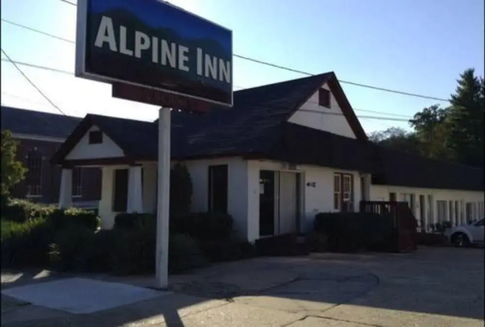 Gold-Inn Hot Springs