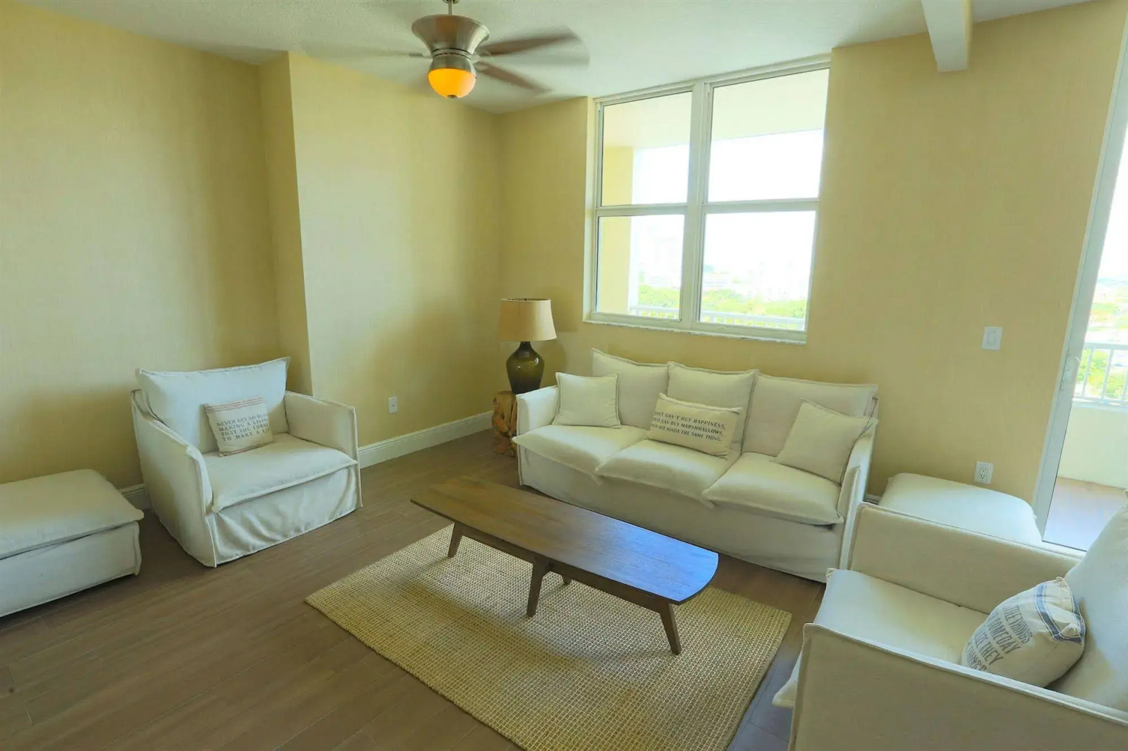 Pelican Residence at One Broadway