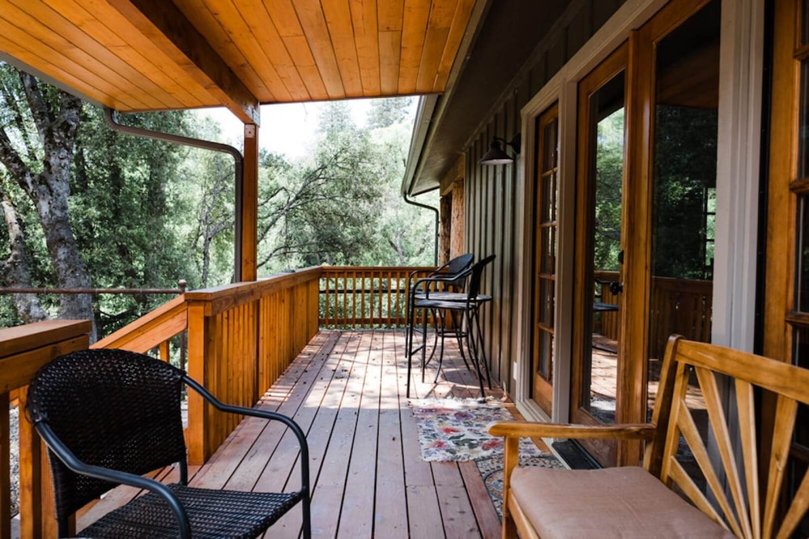 Sierra Lakes Retreat