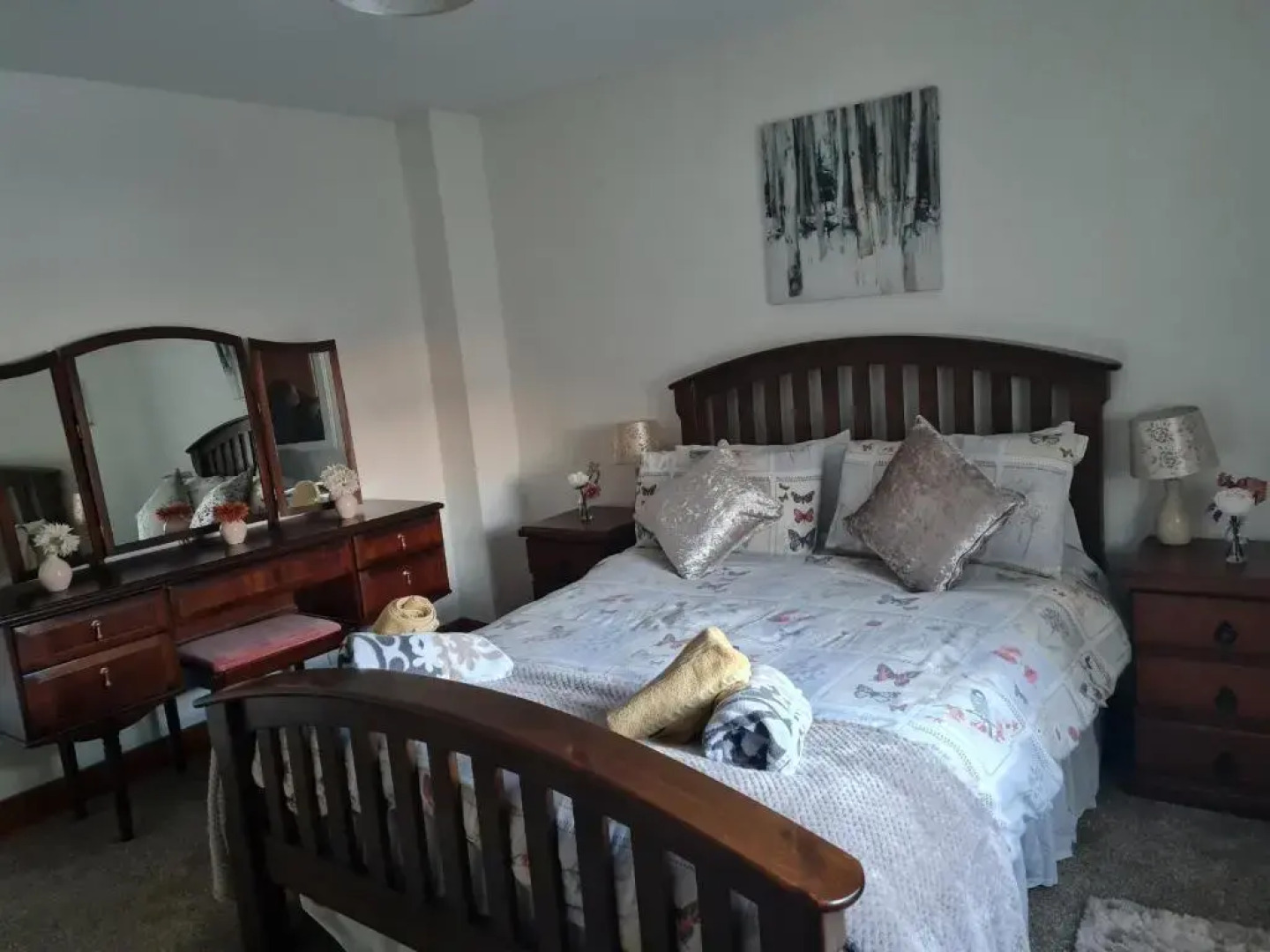 Comfy Quiet Town House