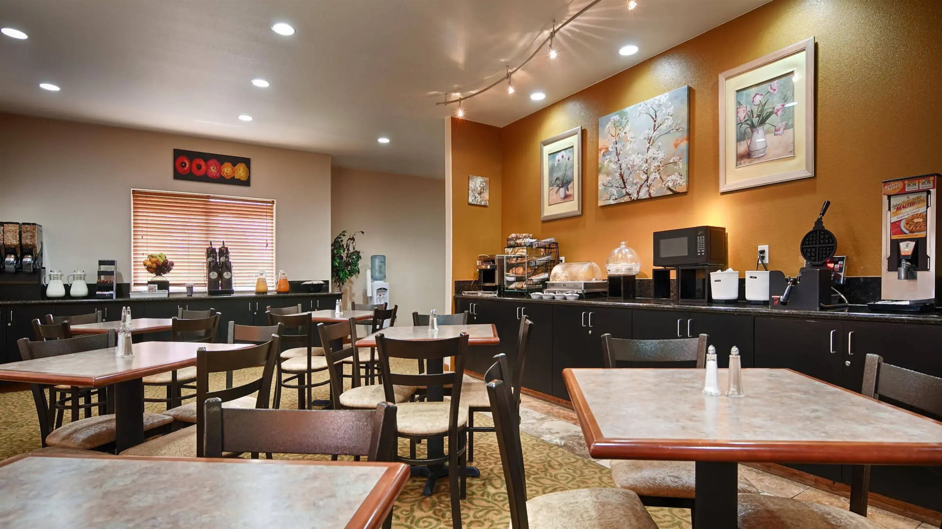 Best Western Plus Battle Ground Inn & Suites