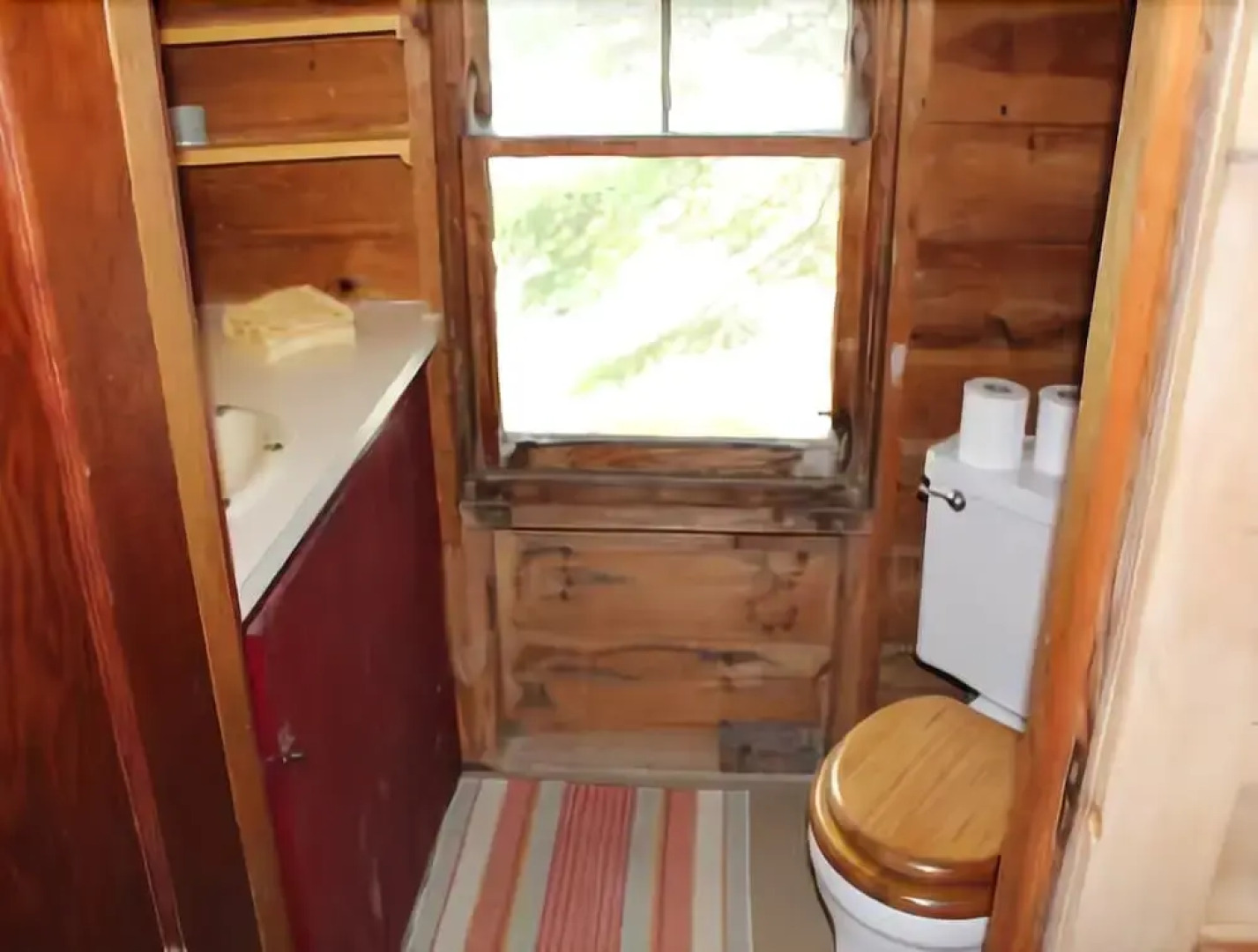 Jennifers Cottage - Two Bedroom Home