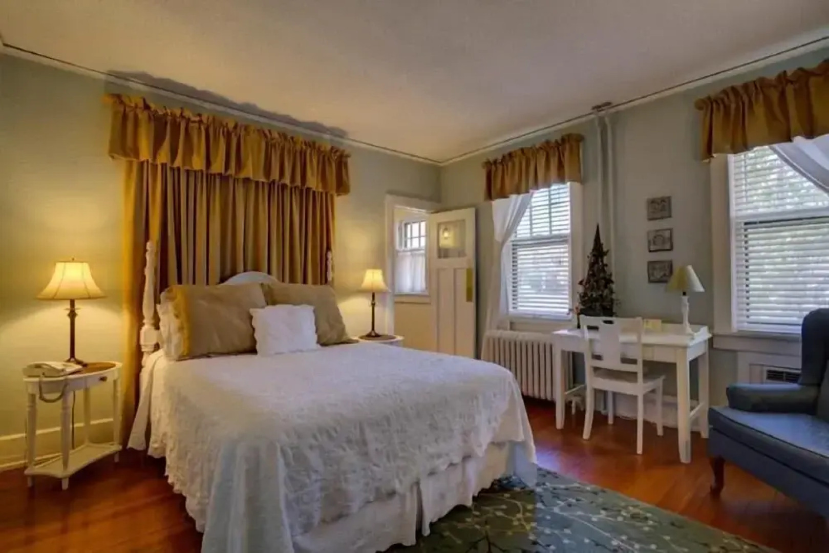 The Brown Street Inn