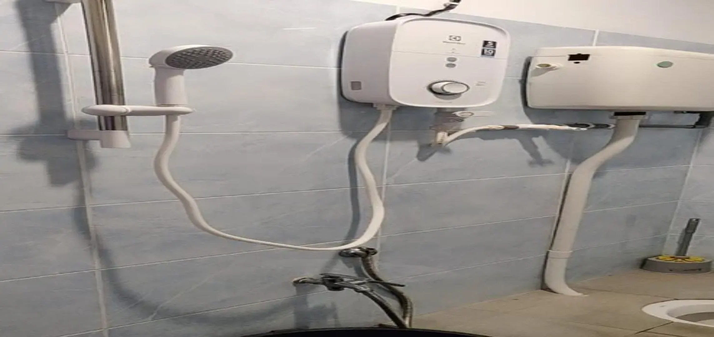 Super OYO 89930 Golden Guest House