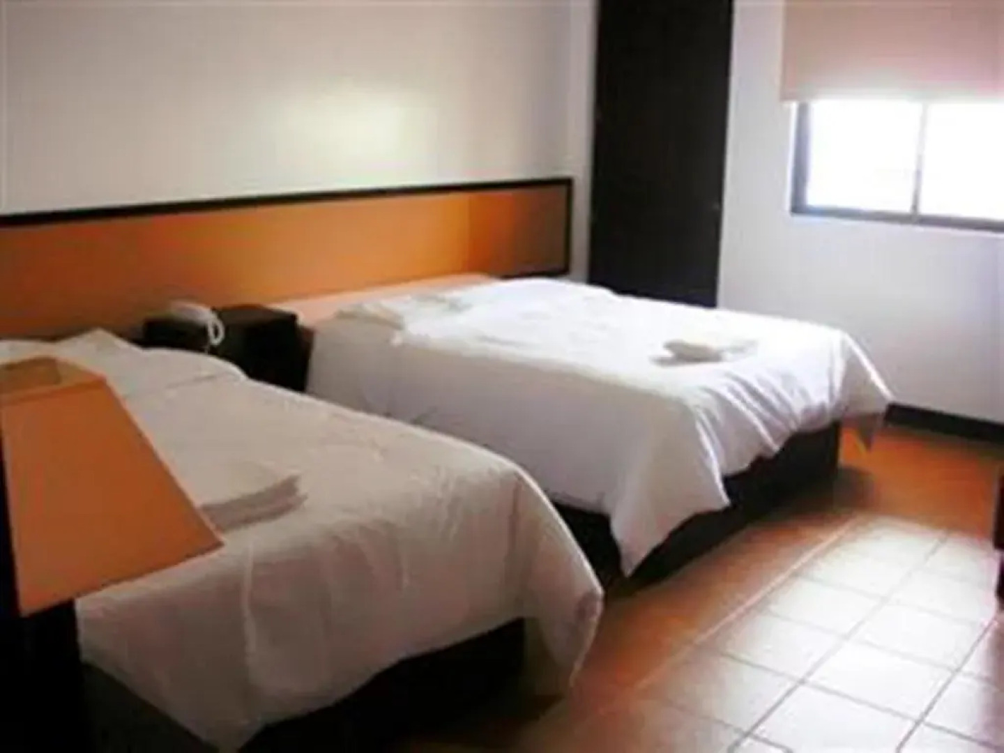 Tagaytay Haven Hotel Mendez