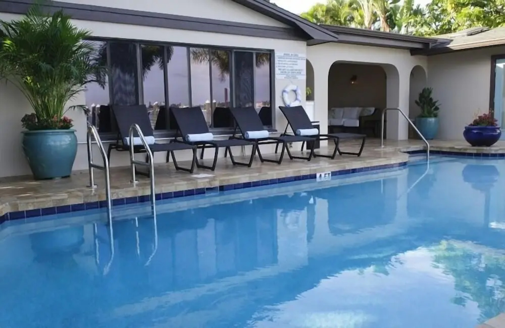 Pasa Tiempo Private Waterfront Resort - Adults Only