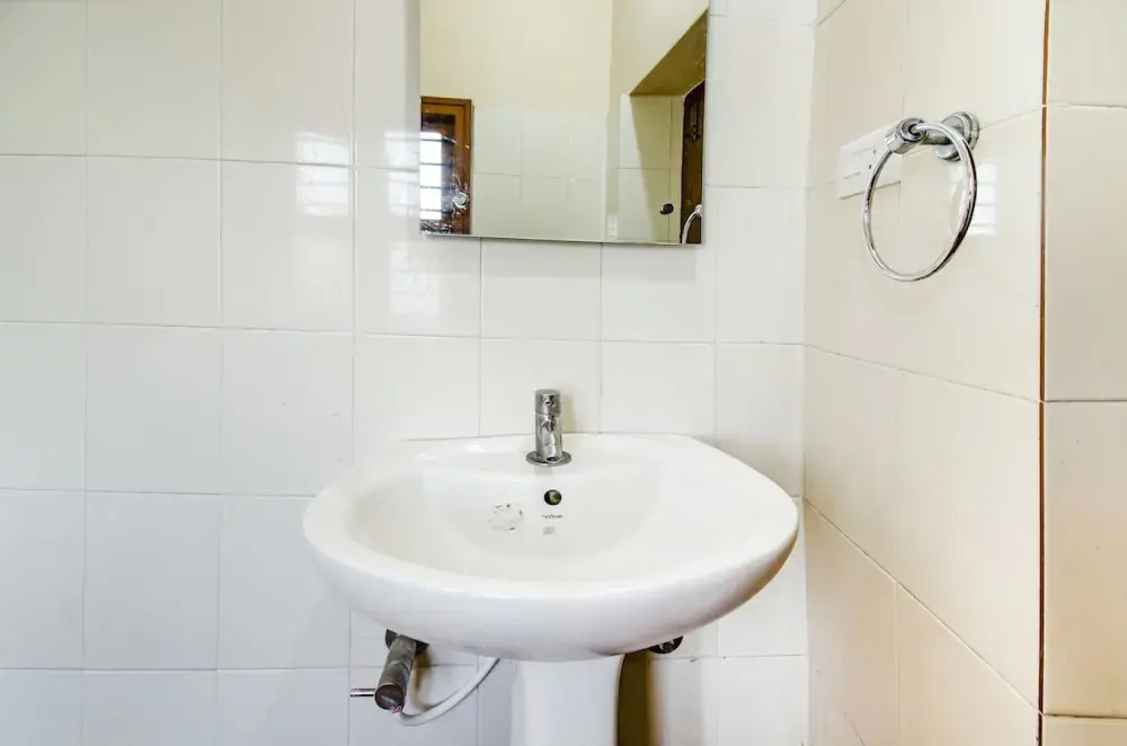 Kumar's White House Hotel