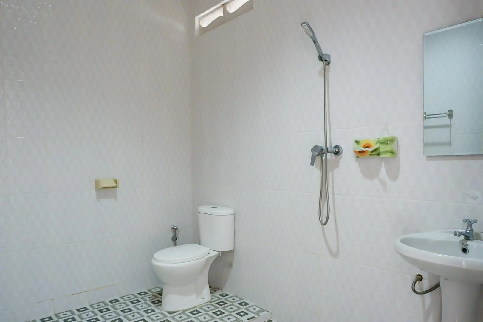 Segara Hotel and Restaurant