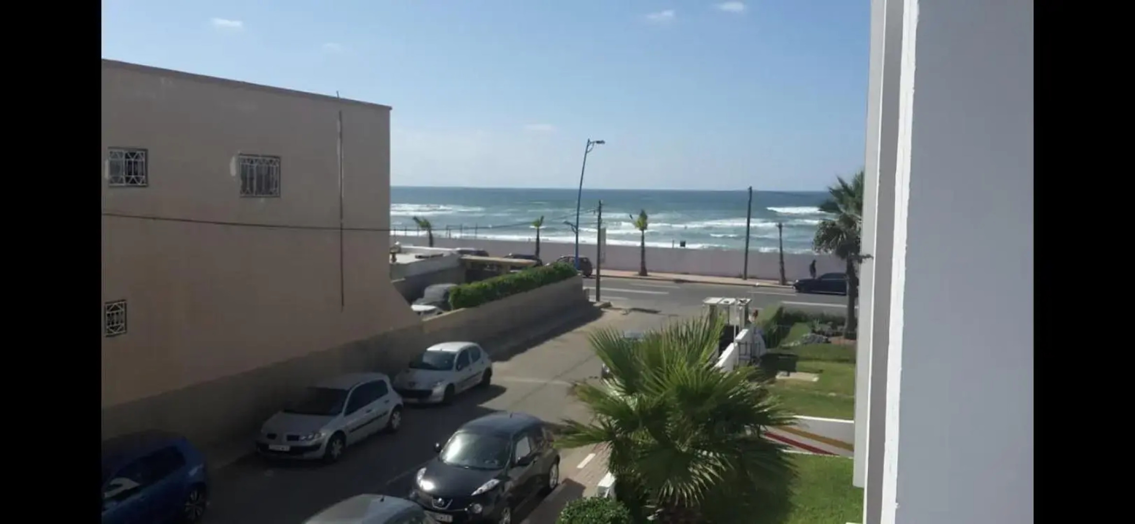 Appartement front de mer avec piscine à Dar Bouazza