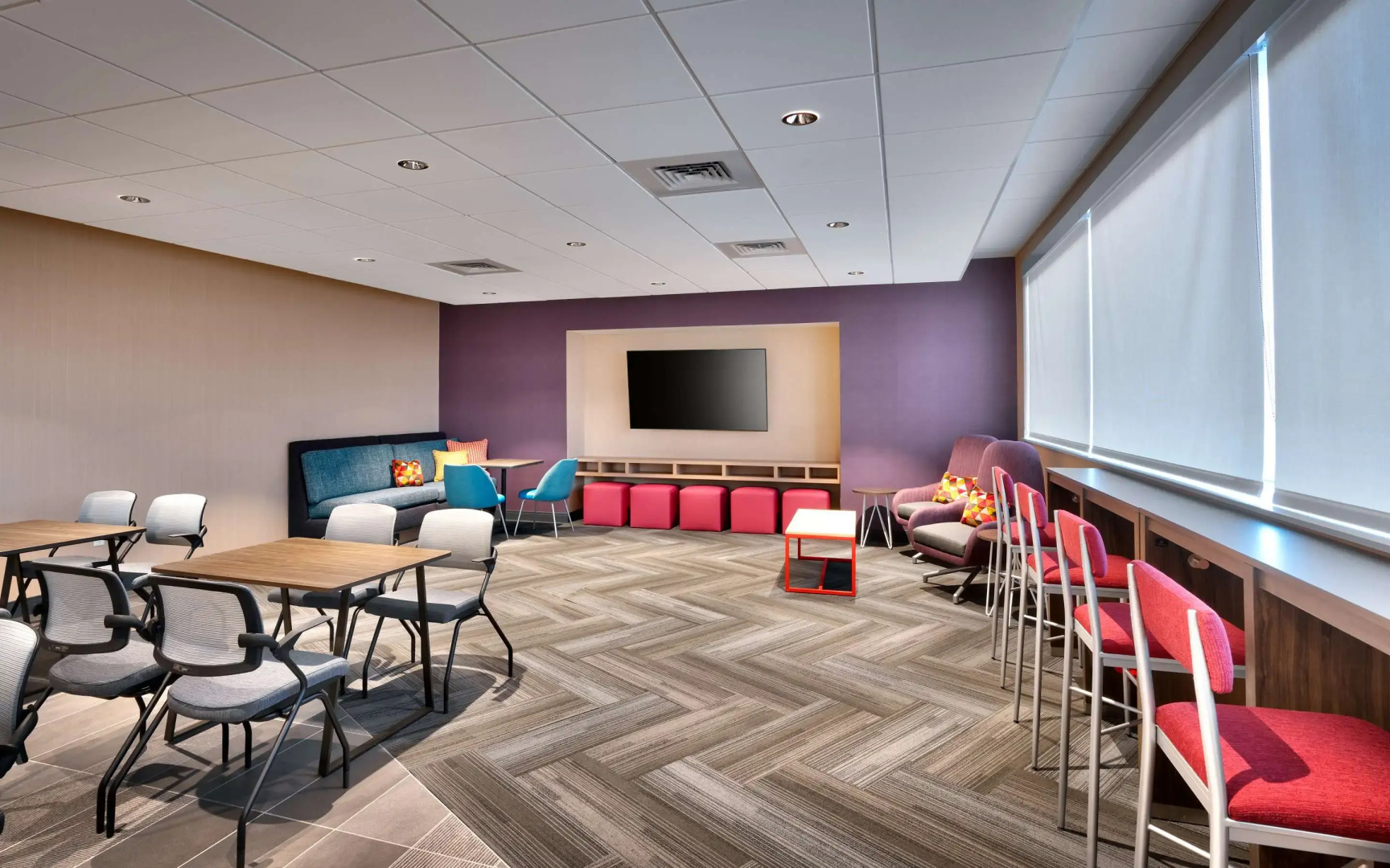 Tru By Hilton Clearfield Hill Air Force Base, UT