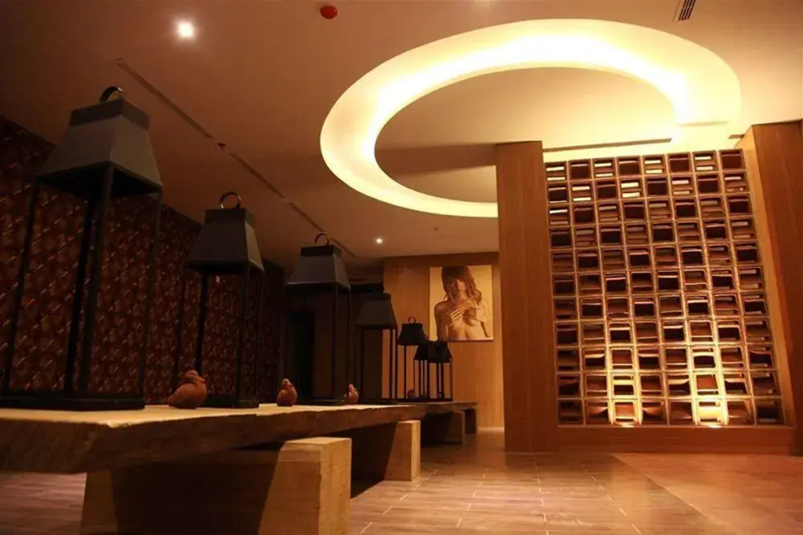 Aswin Inn Panakkukang