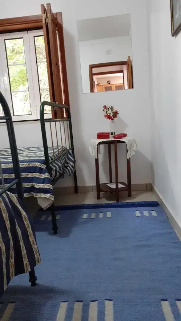 Assafarge-2bedroom-1bathroom-garden