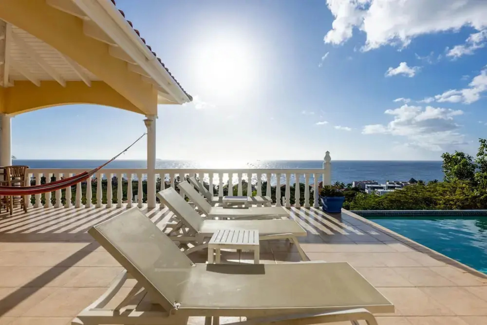 Spacious Bright Villa - Spectacular Ocean Views Private Pool