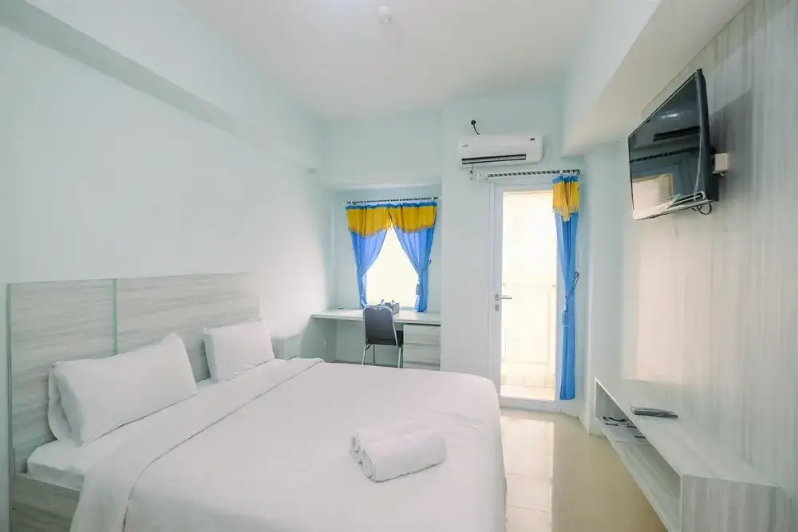 New Furnished Tamansari Mahogany Studio Apartment with Modern Style