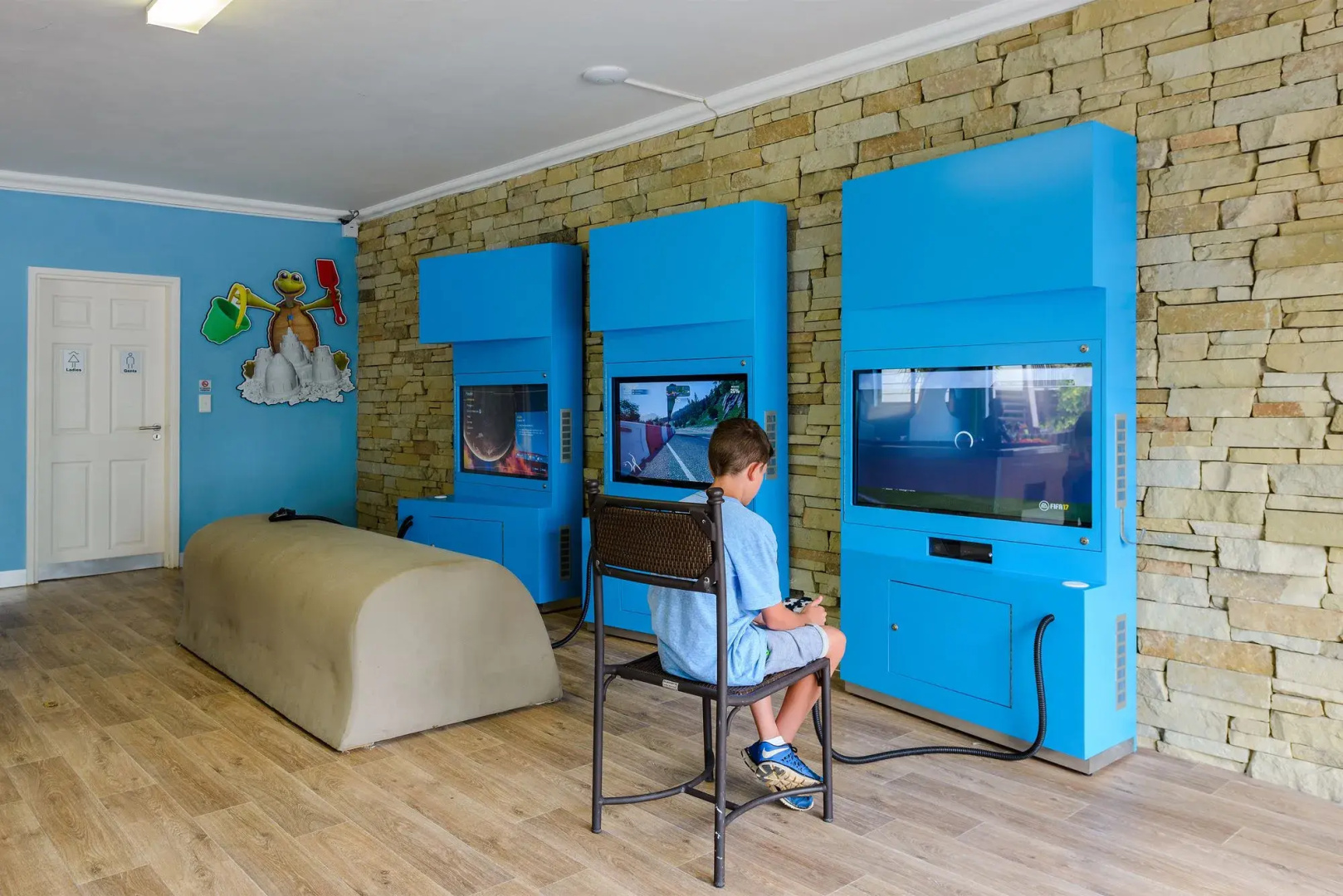 Sea 'n Sky