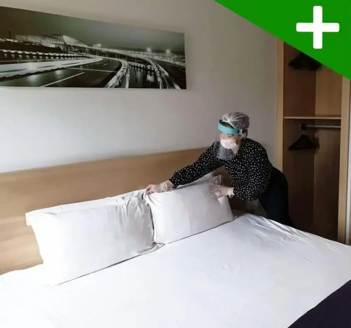 Comfort Suites Lyon Est Eurexpo