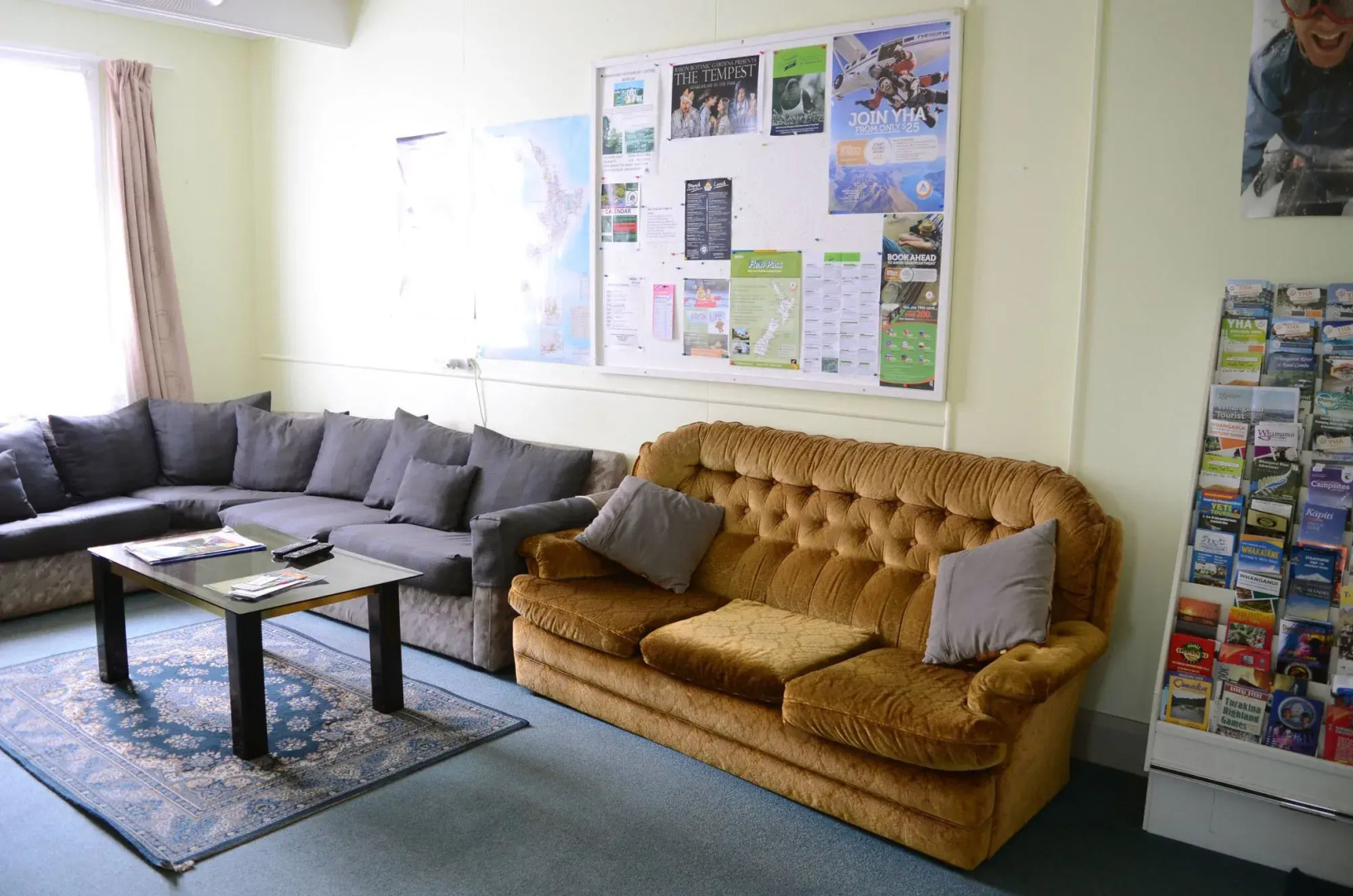 Braemar House B&B and YHA Hostel