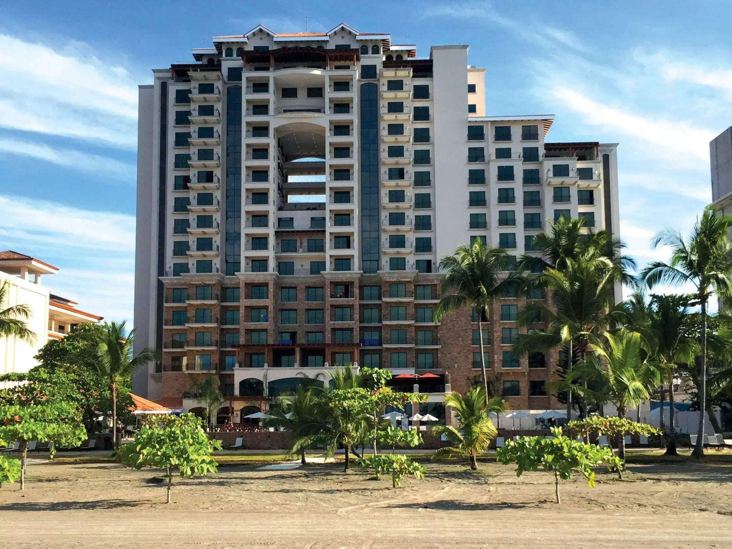 Crocs Resort & Casino