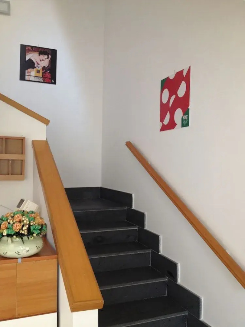 Miss Emily Vesuvio B&B