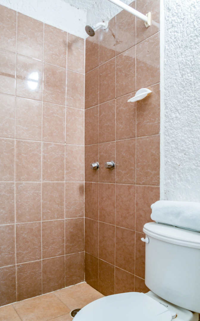 Capital O Farallon Inn