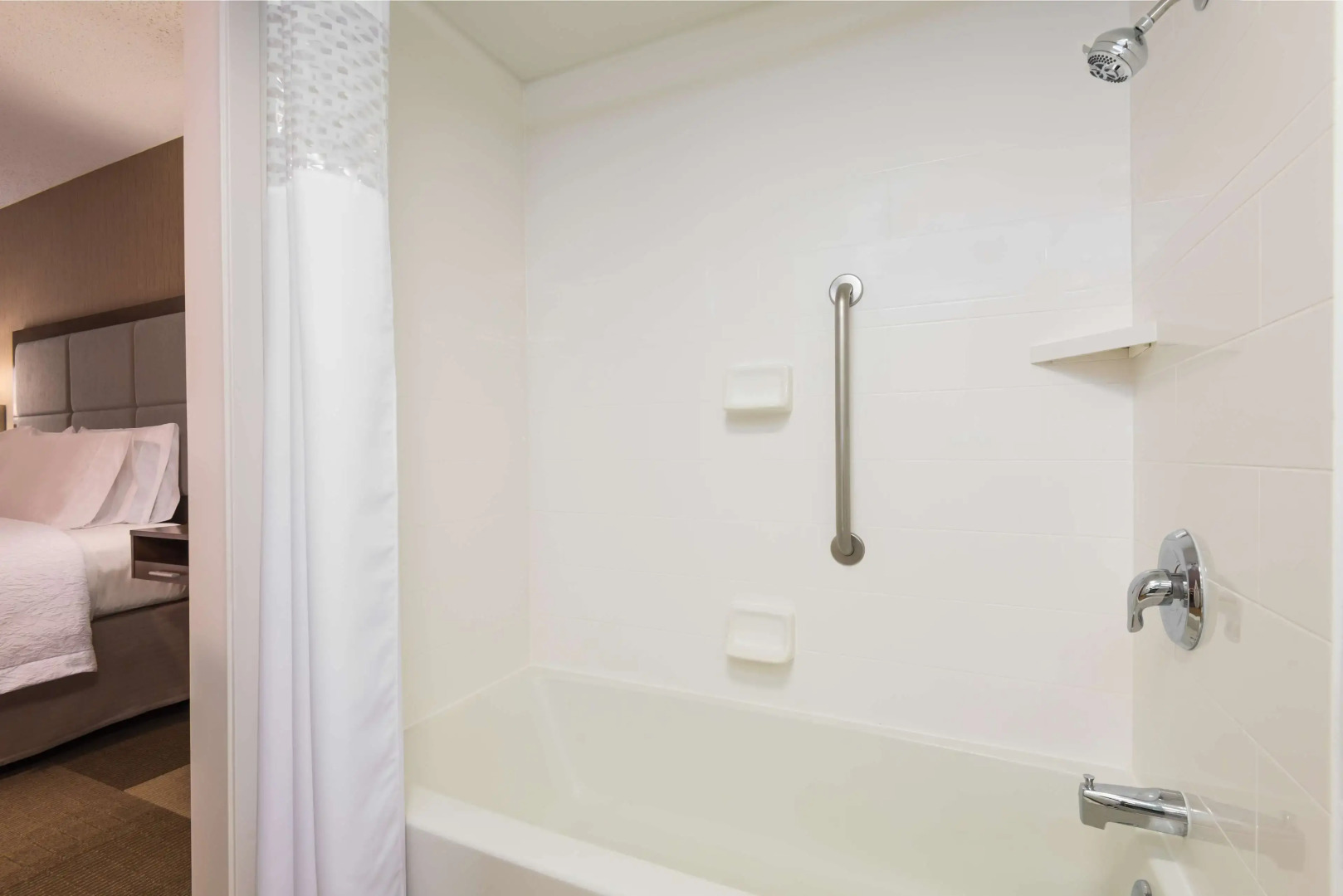 Hampton Inn Buffalo-Airport / Galleria Mall