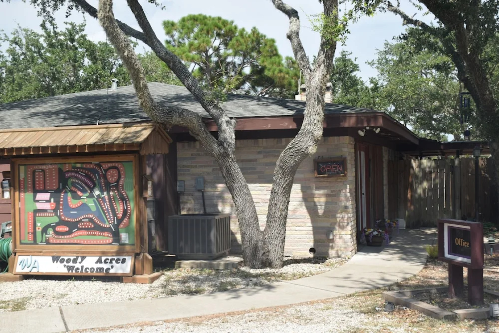 Woody Acres Resort