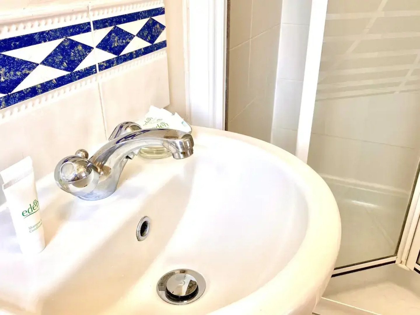 Aylesbury Contractor & Staycation Home