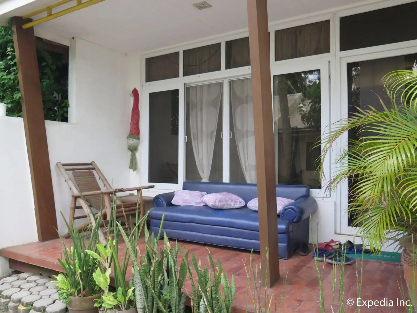 Zillion Pavilion Family & Business Hotel