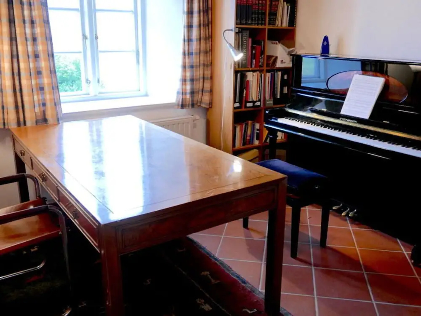 Poppenbull Thatched House