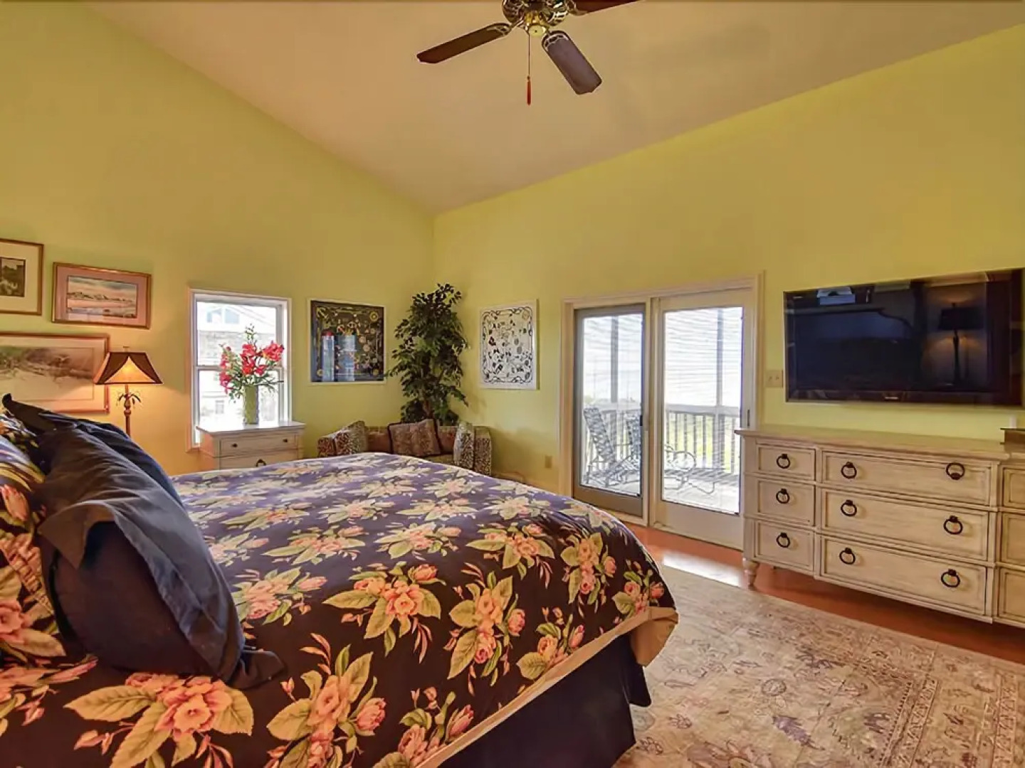 120 We Shell Sea 8 Br Home by RedAwning