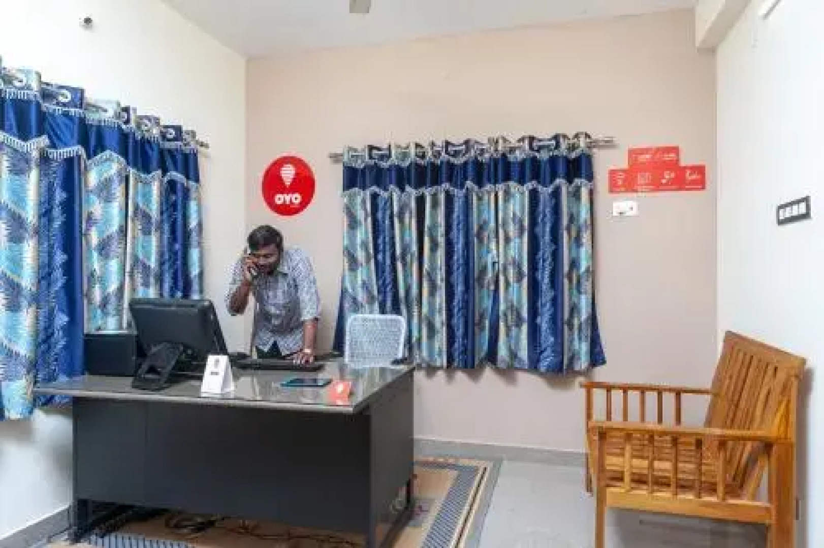 OYO 25021 Rajam Residency