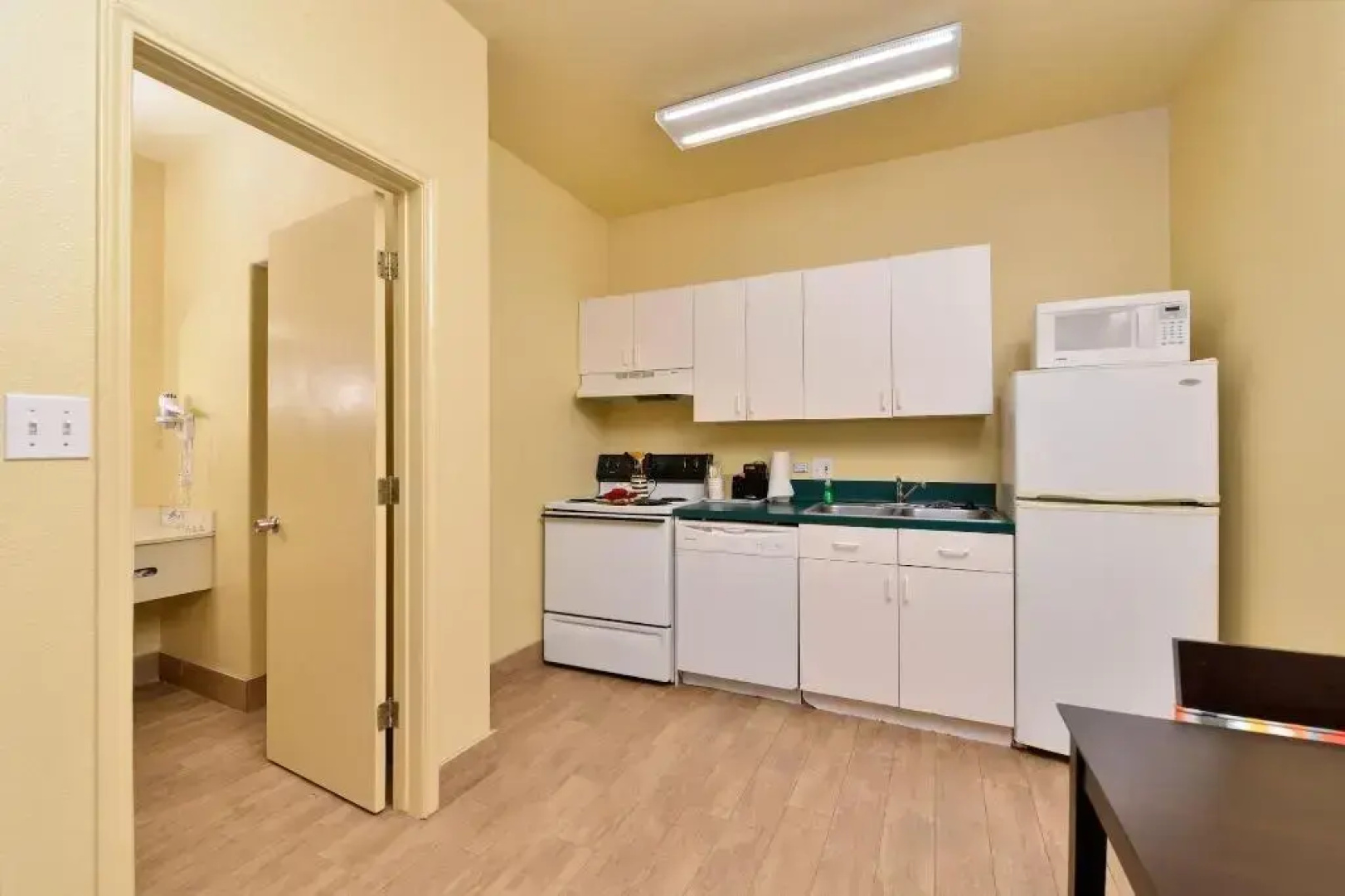 Mariner Inn and Suites