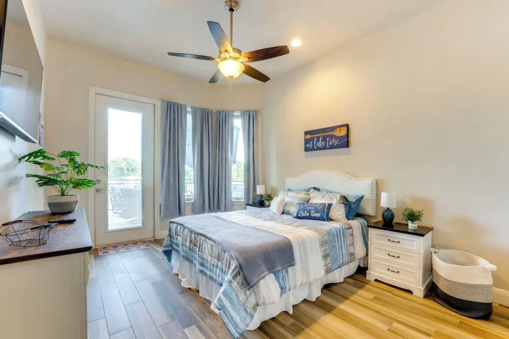 Luxe Waterfront Home w/ Boat Slip in New Braunfels