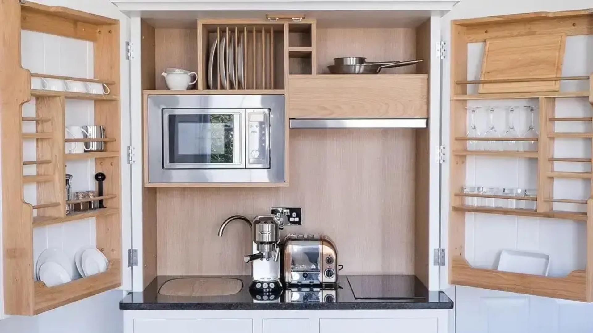 Berkeley Square Hotel