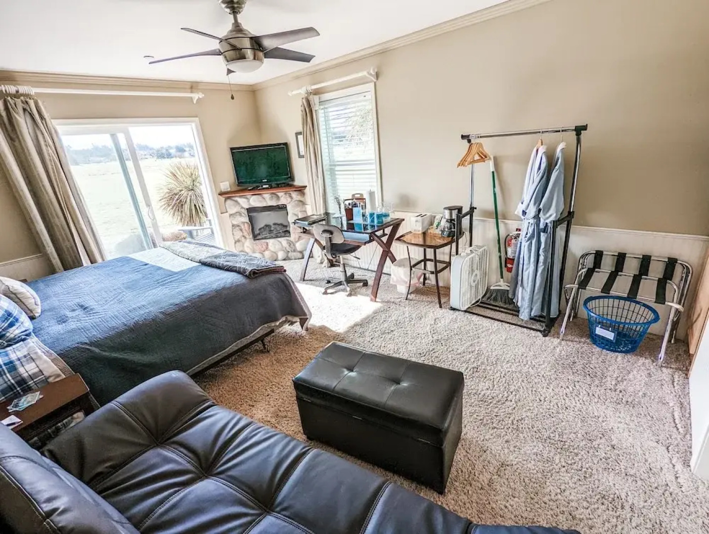 Juan de Fuca Waterfront Hotel & Cottages