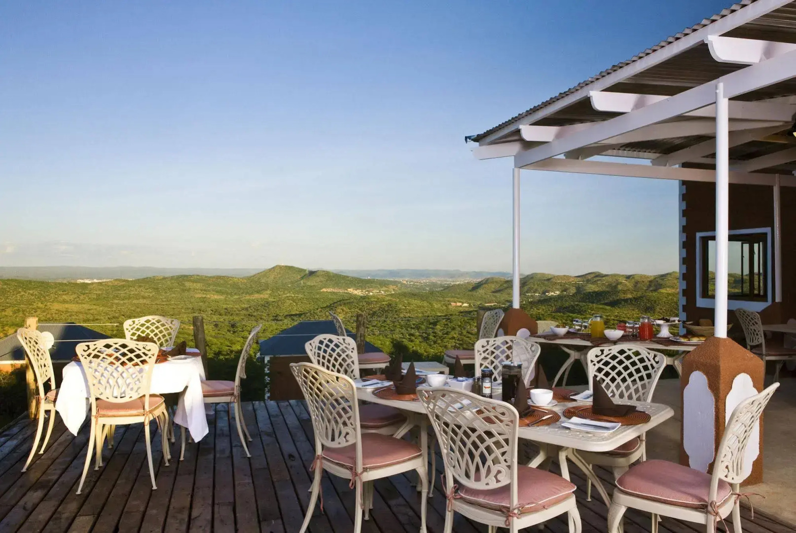 River Crossing Lodge