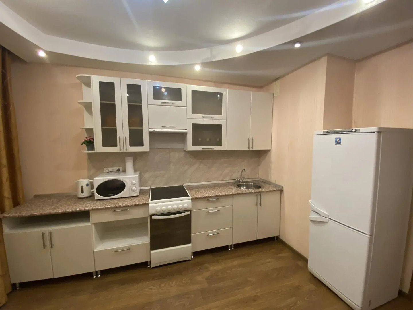 Баринн на проспекте Обводный канал 76