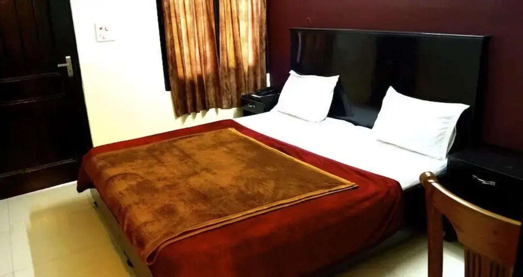 Hotel Shiraz Continental