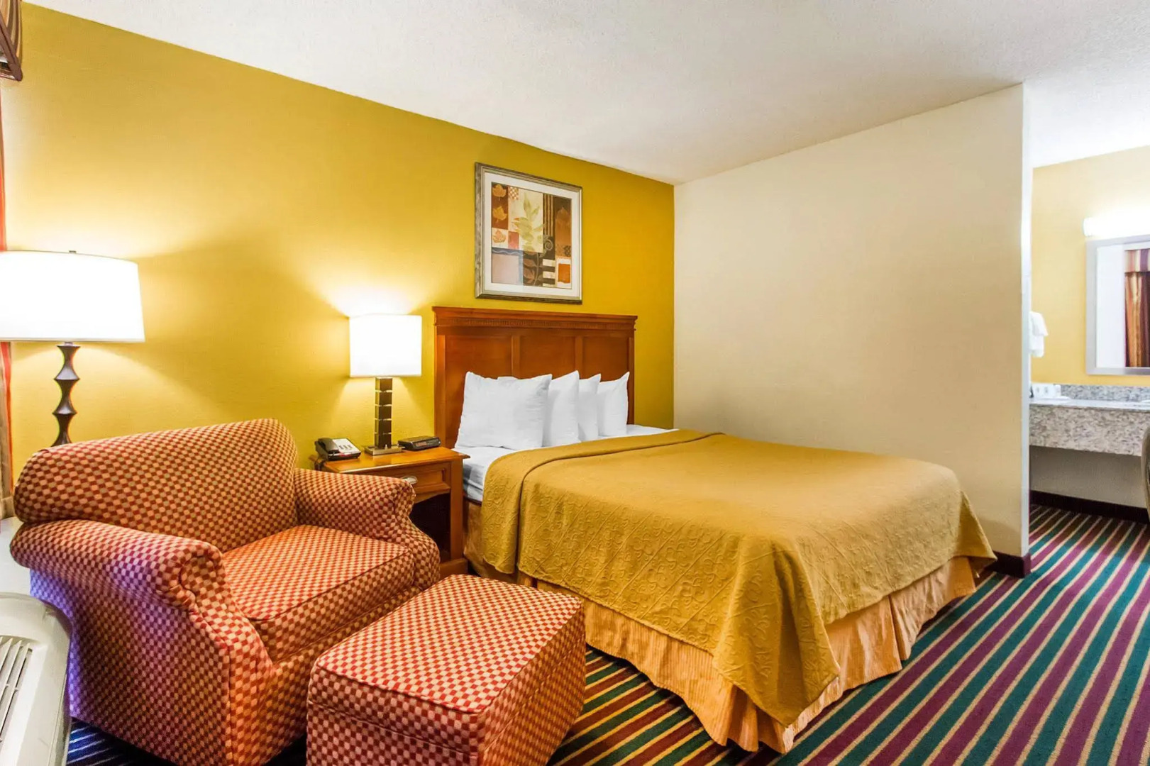 Quality Inn Dyersburg I-155