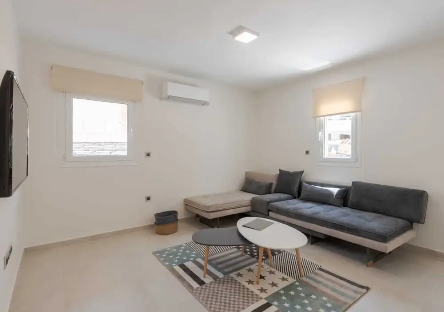 Costa Vasia Suites & Apartments