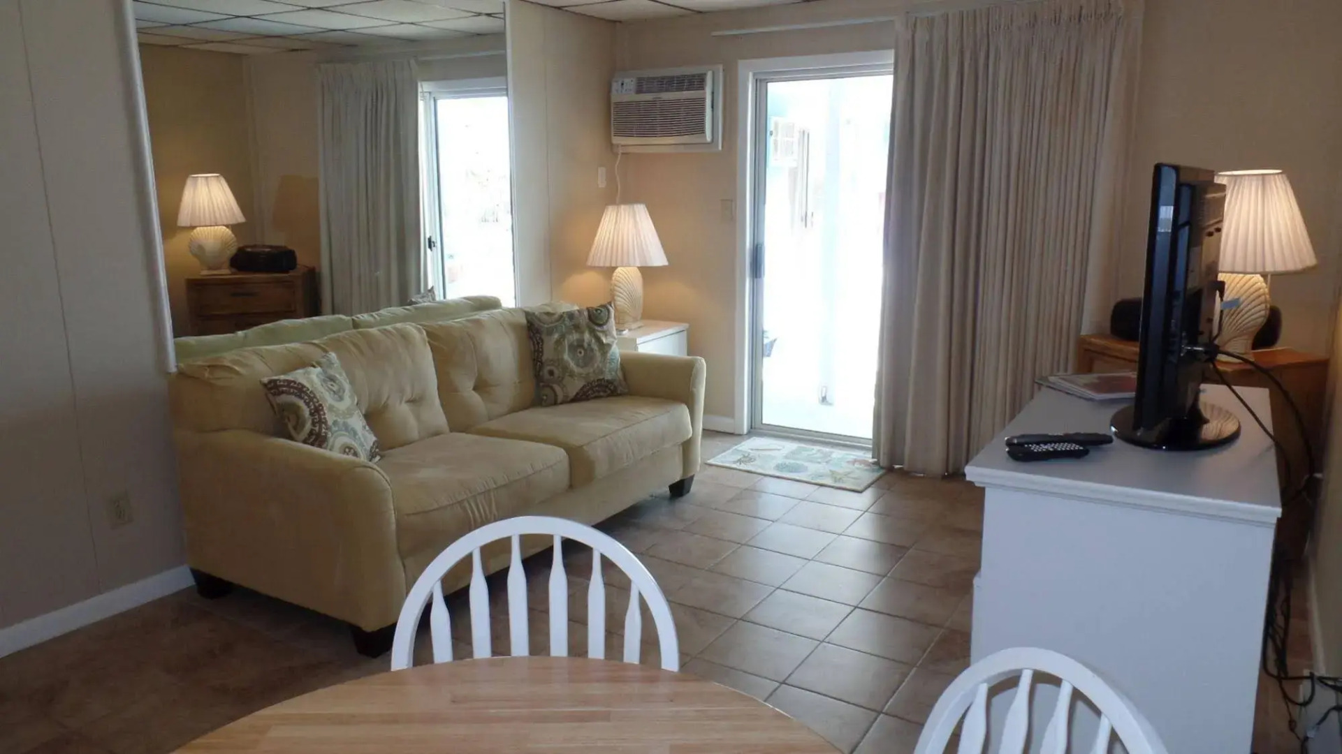 Windjammer Condominiums