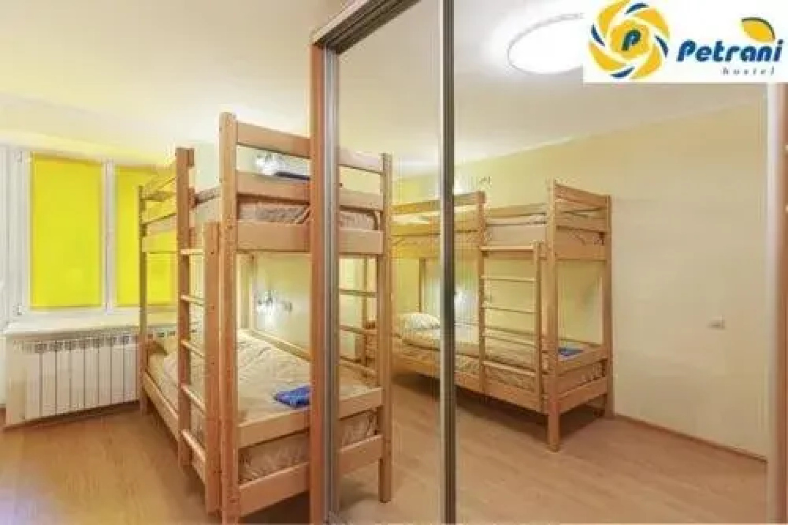 Petrani Хостел