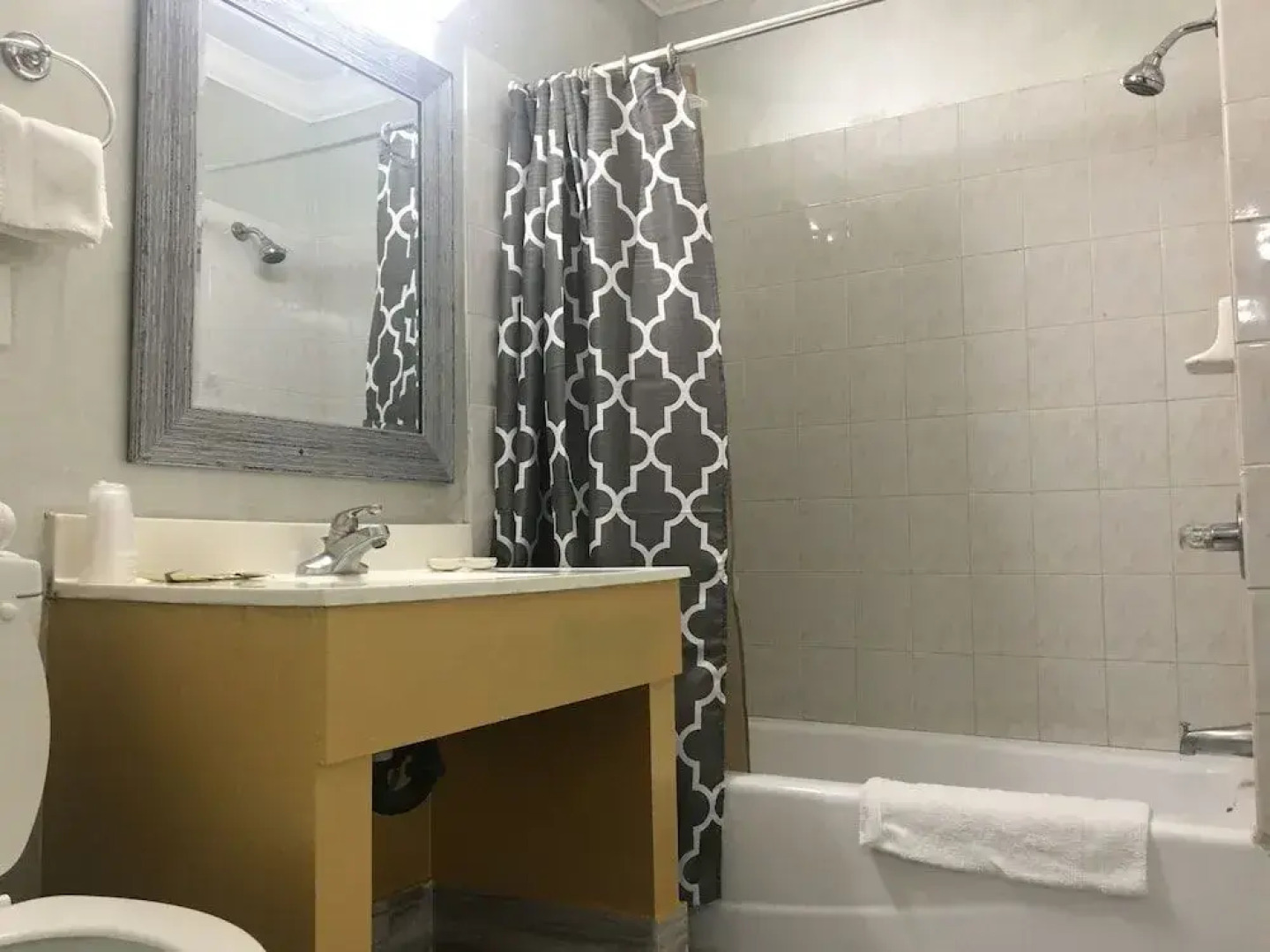 Orange Villa Park Motel