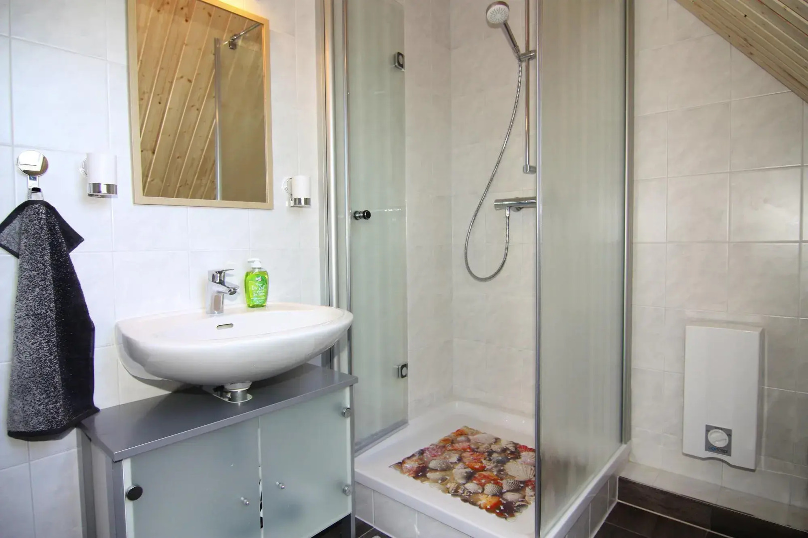 Apartment, Mallentin